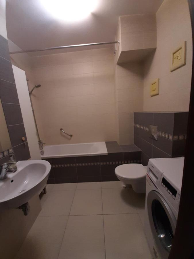 Apartament Di Trevi - Klimatyzacja Διαμέρισμα Βρότσλαβ Εξωτερικό φωτογραφία
