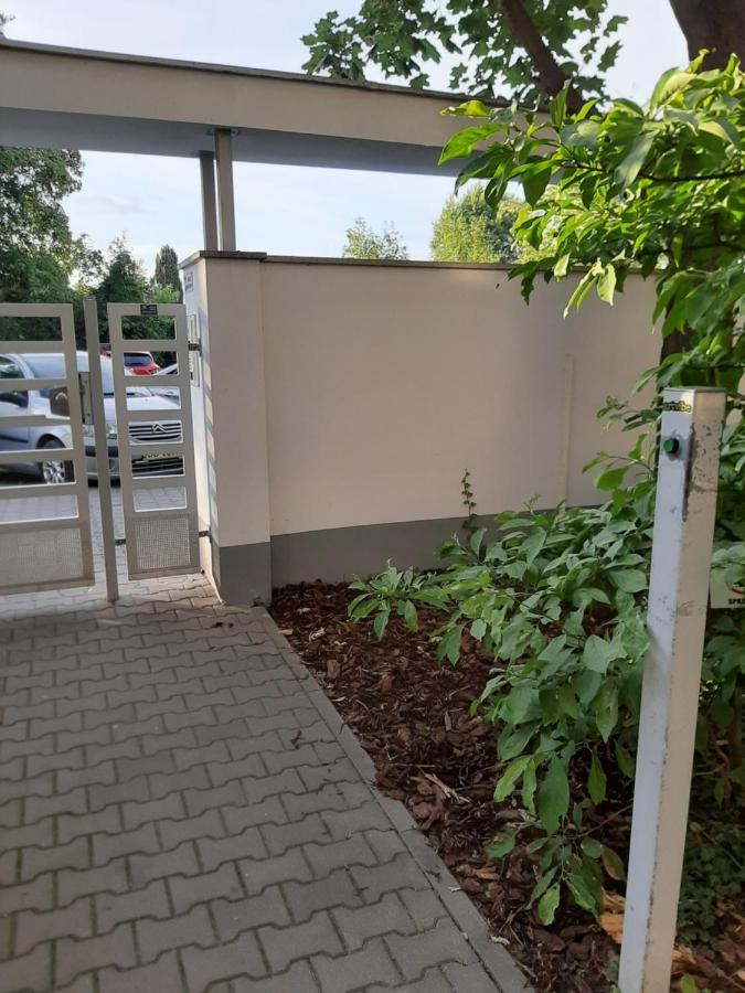 Apartament Di Trevi - Klimatyzacja Διαμέρισμα Βρότσλαβ Εξωτερικό φωτογραφία