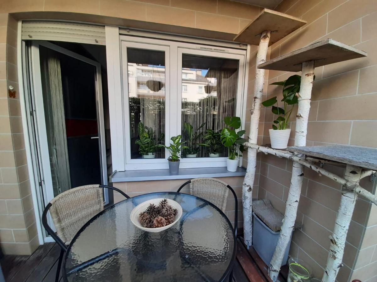 Apartament Di Trevi - Klimatyzacja Διαμέρισμα Βρότσλαβ Εξωτερικό φωτογραφία